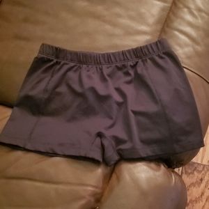 Running shorts